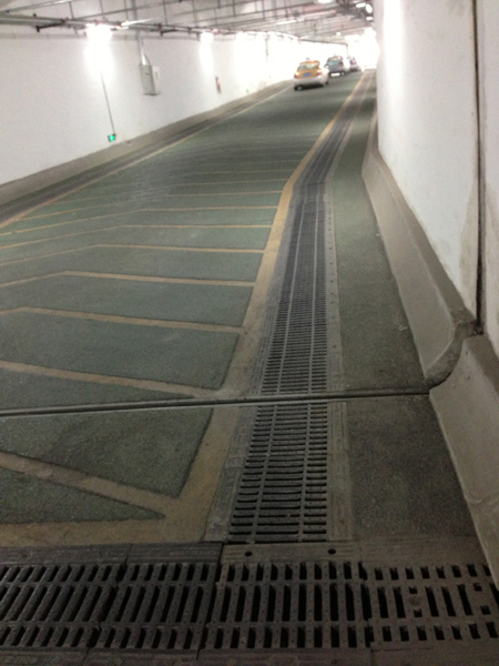 地下车库排水沟